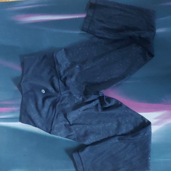 Aligns 21" Black Embossed - Picture 2 of 4